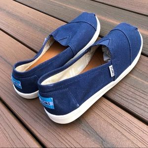 Toms Classic Canvas Slip On